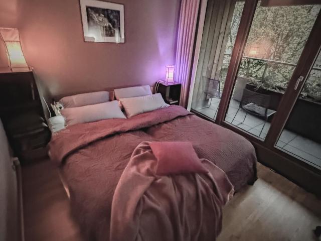 Temporary living in a fantastic 3 room apartment near Prenzlauer Berg, Berlin Amsterdam Apartments for Rent