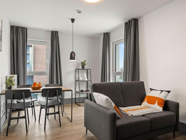 Comfortable Apartment with a separate bedroom in Frankfurt