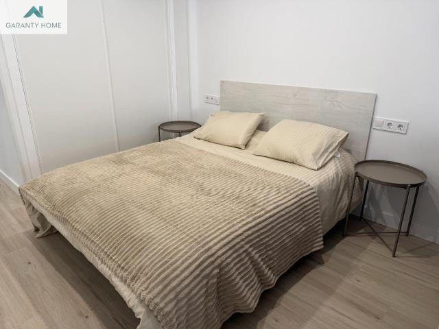 TEMPORARY RENTAL – FULLY RENOVATED STUDIO JUST 100 METRES FROM THE BEACH