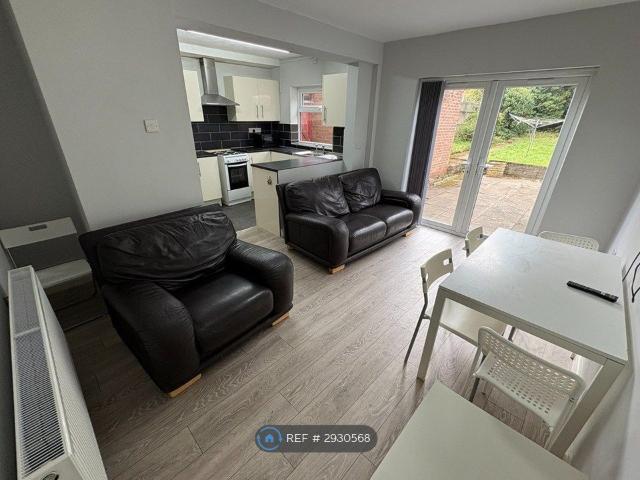 Templar Avenue, Coventry CV4, 4 bed terraced house to rent, £2,250 pcm | PrimeLocation