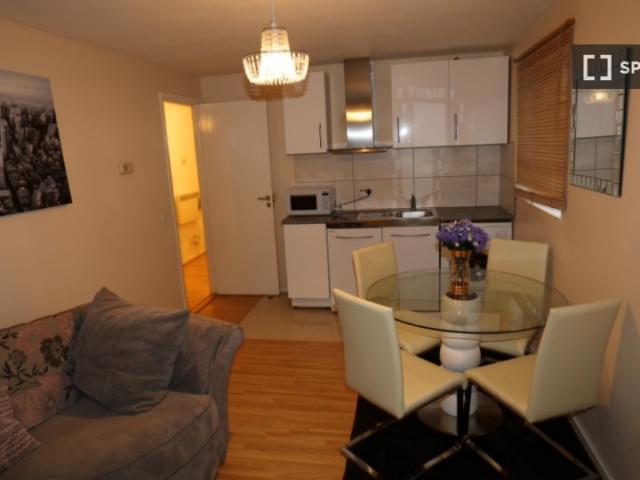 Templar Drive, London, SE28 8PH, United Kingdom | 2 bed apartment for rent #153300899 | Rentberry