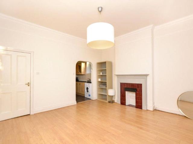 Templars Avenue, Golders Green, NW11