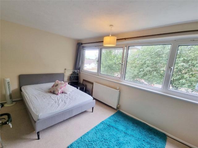 Templewood House, Colesmead Road, Redhill, Surrey RH1, Room to rent, £800 pcm | PrimeLocation