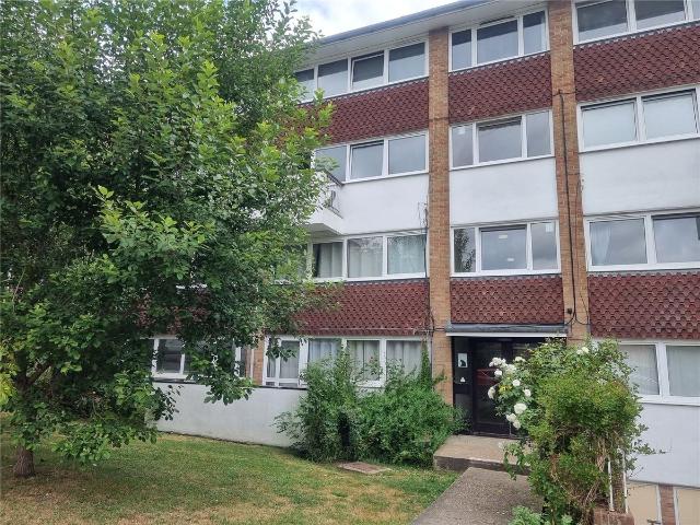 Templewood House, Colesmead Road, Redhill, Surrey RH1, Room to rent, £800 pcm | PrimeLocation