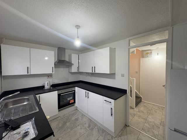 Temple Court, Cambridge CB4, 2 bed semi detached house to rent, £1,320 pcm | PrimeLocation