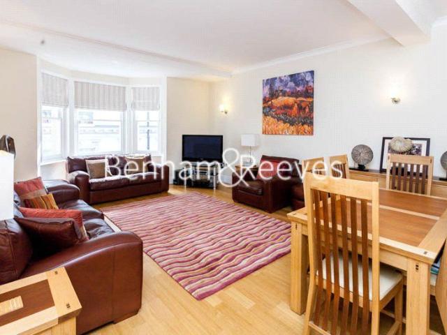 Temple Avenue, London EC4Y, 2 bed flat to rent, £3,500 pcm | PrimeLocation