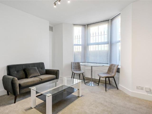 Temple Dwellings, Temple Street. 1 bed apartment to rent £2,000 pcm £462 pw