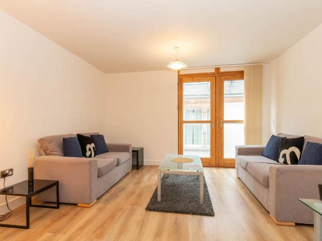 Temple House, 24 Temple Street B2, 1 bed flat to rent, £950 pcm | PrimeLocation
