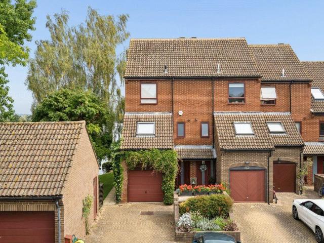 Temple Mill Island, Marlow, Berkshire SL7, 3 bed property to rent, £3,500 pcm | PrimeLocation