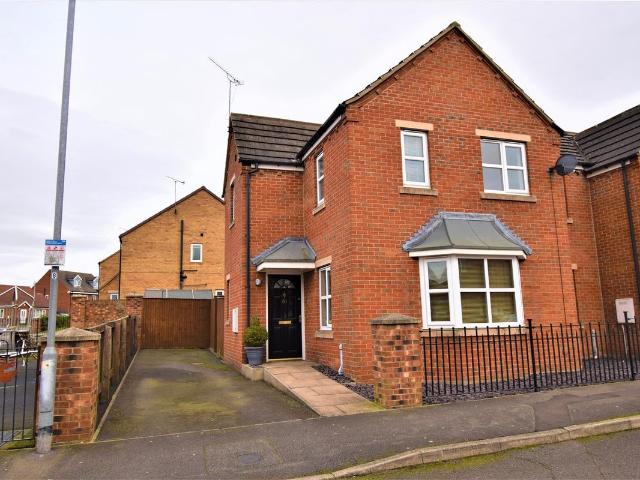 Temple Road, Scunthorpe DN17, 3 bed semi detached house to rent, £895 pcm | PrimeLocation