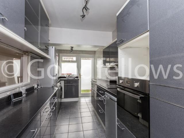 Templecombe Way, Morden SM4 3 bed terraced house to rent £2,450 pcm £565 pw