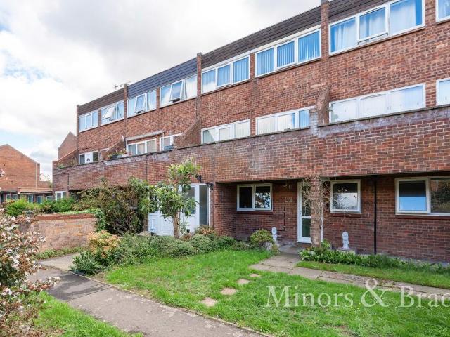 Templemere, Norwich 3 bed flat to rent £1,100 pcm £254 pw
