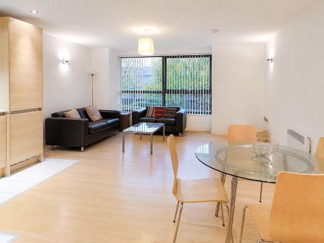 Tempus Tower, 9 Mirabel Street, Manchester M3, 2 bed flat to rent, £1,400 pcm | PrimeLocation