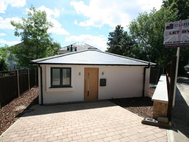 Tenterden Grove, London, NW4 1TD, United Kingdom | 2 bed duplex for rent #133306273 | Rentberry