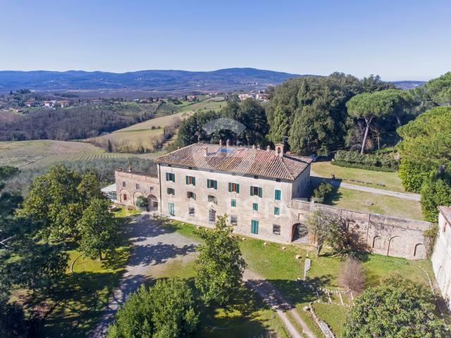 Tenuta Clara 1718m² Siena
