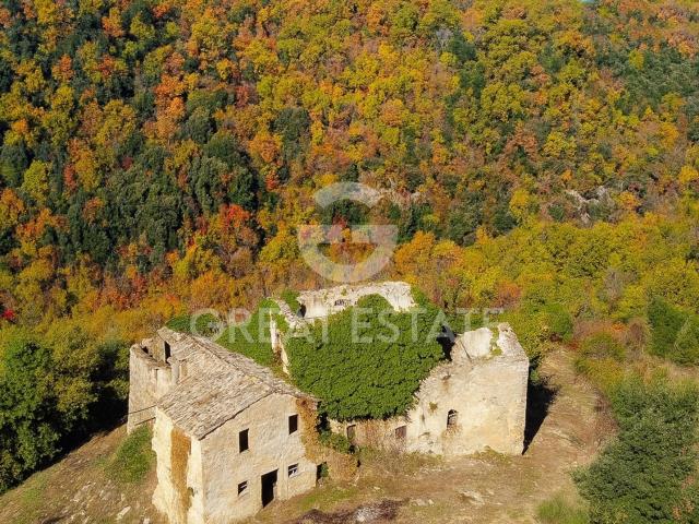 Tenuta Antica Guinzana 857m² Perugia