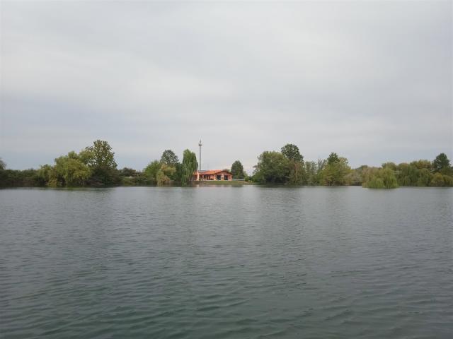 Tenuta esclusiva con lago privato, piscina coperta e ampi te. 180m² Lignana