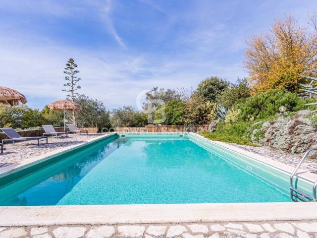 Tenuta in vendita a Montecchio 1100m² Montecchio