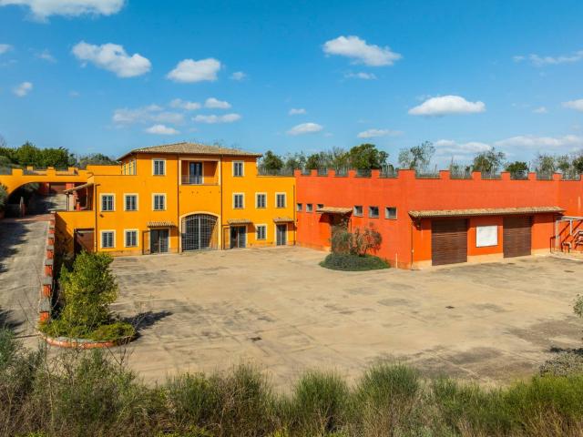 Tenuta in vendita a Orvieto, Canale 2500m² Orvieto