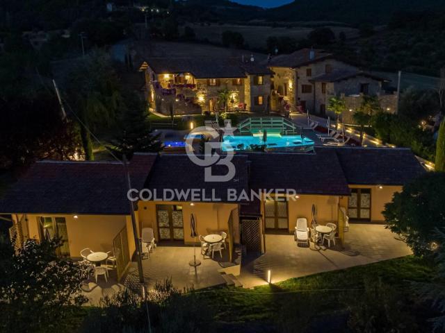 Tenuta in vendita a Gubbio 820m² Gubbio
