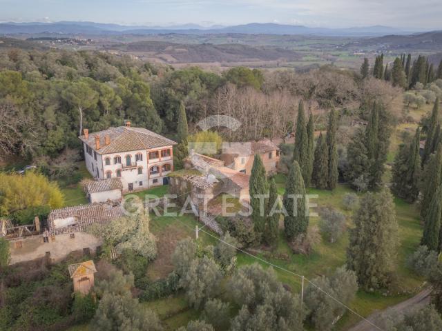Tenuta Romagnella 869m² Piegaro