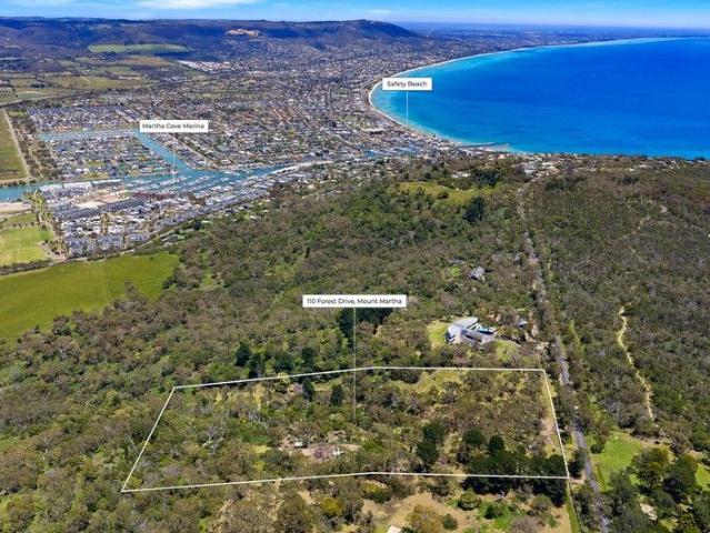 Ten Acres of Pure Peninsula Lifestyle