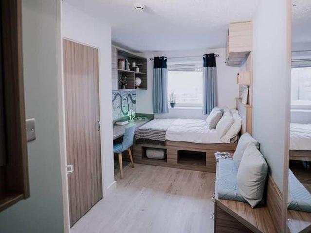 Tenancy takeover student room at a discount!