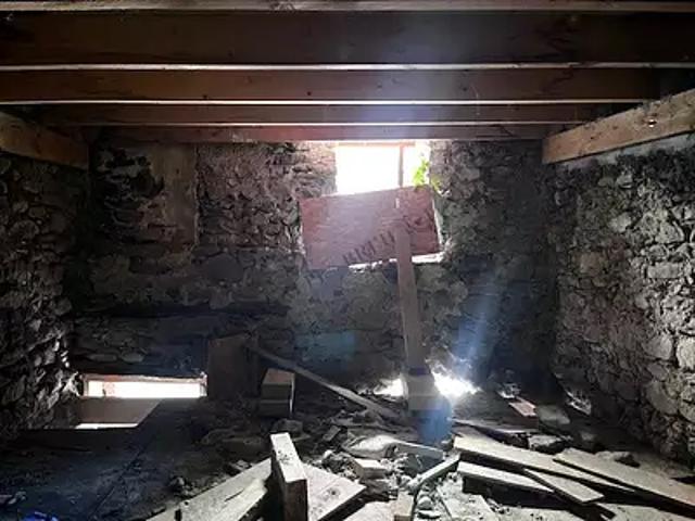 Tende 06430 Achat / Vente maison 3 pièces t3