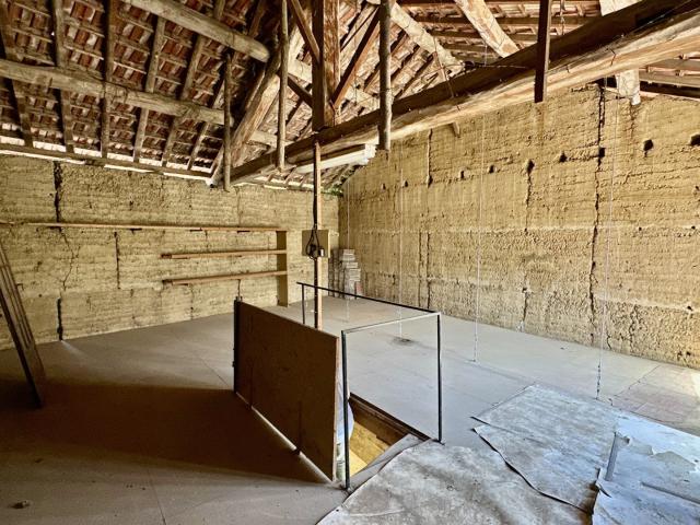 Tenement Immobilier Avec Terrain A Batir Hostun 147m² Hostun