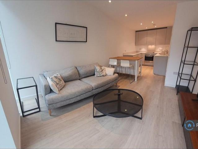 Tennyson Apartments, Croydon, CR0 1 bed flat to rent £1,500 pcm £346 pw