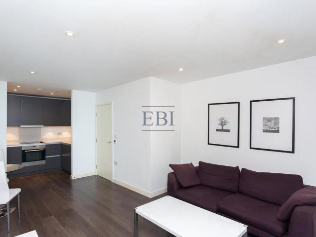 Tennyson Apartments, 1 Saffron. 1 bed apartment to rent £1,450 pcm £335 pw