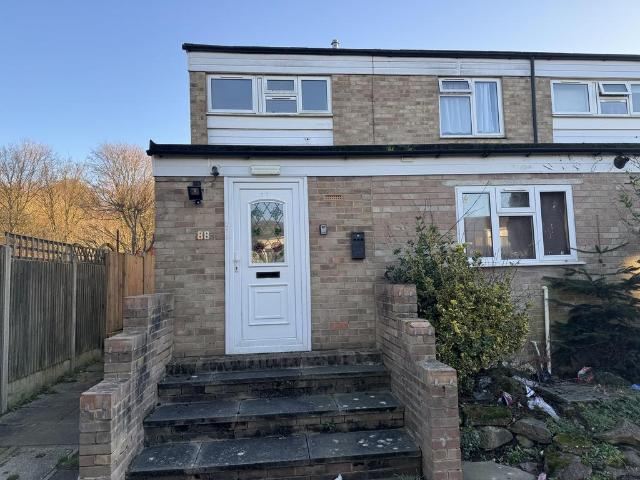 Tennyson Avenue, Canterbury, CT1 Studio to rent £550 pcm £127 pw