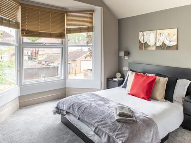 Tennyson Avenue Rm4a 1 bed in a house share to rent £737 pcm £170 pw