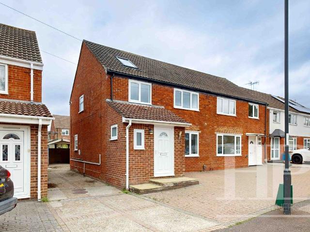 Tennyson Close, Crawley RH10, 3 bed semi detached house to rent, £2,100 pcm | PrimeLocation