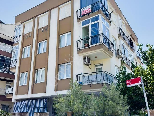 Teomanpaşada Belediye Yanı Tramvaya 100 M 2+1 Çift Balkonlu