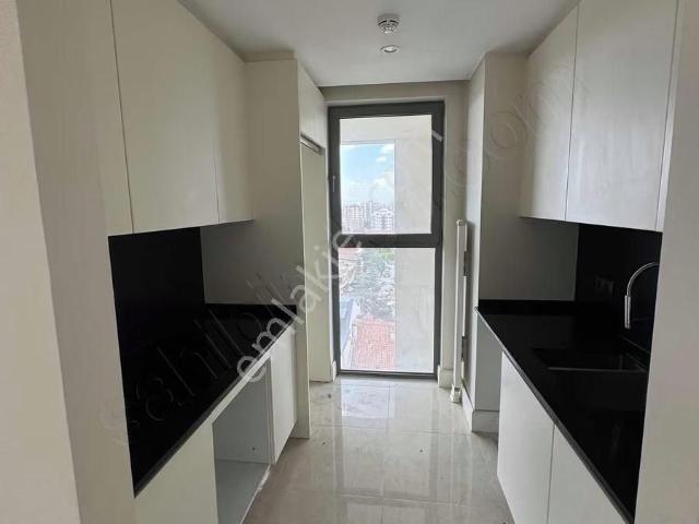 Teona Ümitköy Sitesinde Kiralık 1+1 Daire