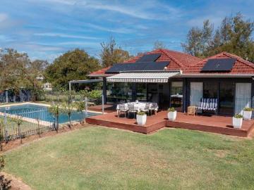 'Tea Garden Creek' 2269 Snow Road, Markwood