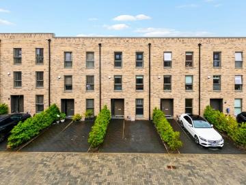 Teacher Court, Jordanhill, Glasgow 4 bed terraced house to rent £2,750 pcm £635 pw