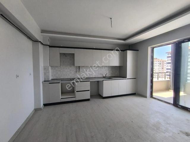 Tecde Ana Cadde Opet Karşısı Satılık 3+1 Sıfır Daire