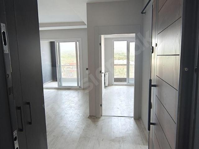 TECEDE MERKEZİ KONUMDA KİRALIK 1+1 DAİRE UYGUN FİYAT