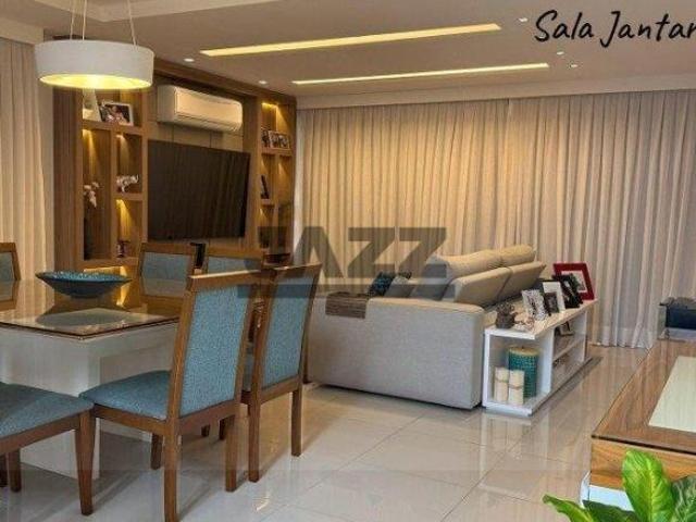 Tecnologia e Alto Padrão: Residência de Luxo com 288 m² e Lazer Completo