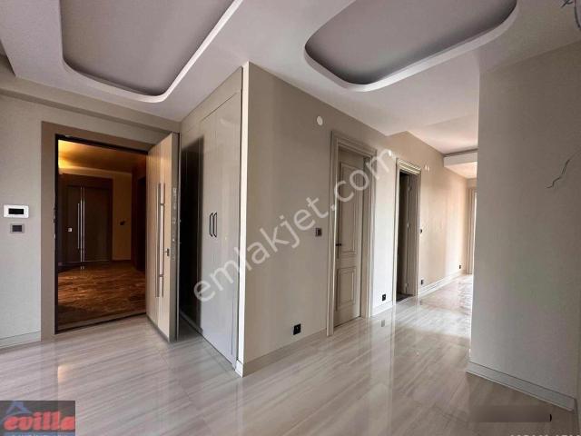 Ted Koleji Yanı | 4+1 | Giyinme Odalı | Çift Balkon