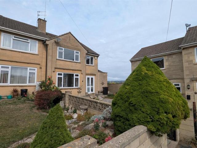 Teddington Close, Bath 5 bed house to rent £3,500 pcm £808 pw