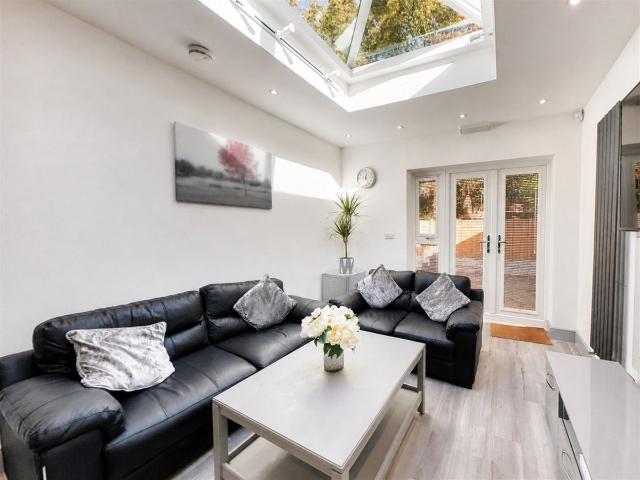 Teignmouth Road, Birmingham B29, 6 bed shared accommodation to rent, £628 pcm | PrimeLocation