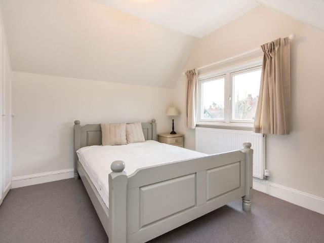 Teignmouth Road NW2, Mapesbury Estate, London, 2 bed flat to rent, £2,300 pcm | PrimeLocation