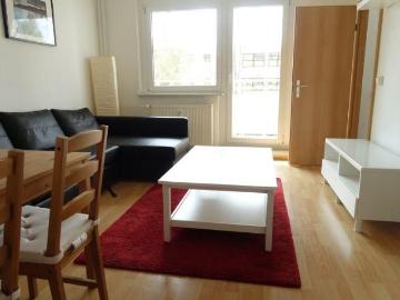 Teil MÖBLIERTE Wohnung bequem für PENDLER zum einziehen.