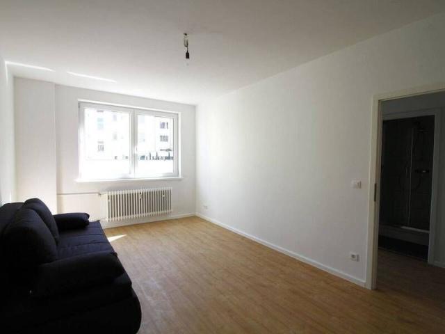 Teilgewerbliche Nutzung! Teilmöblierte 2 Zimmer Wohnung in der Spandauer Altstadt!
