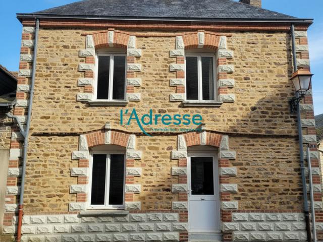 TEILLAY: Propriété de charme avec deux maisons indépendantes