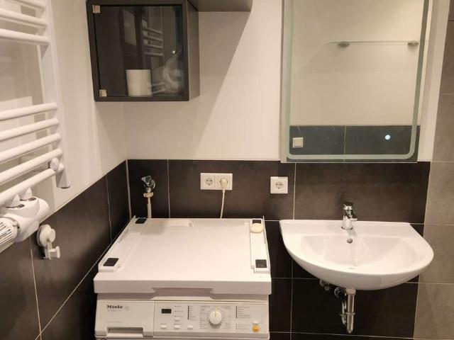 Teilmöblierte 1 Zimmer Wohnung