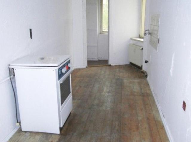 Teilsanierte 3 Zimmerwohnung in der Südvorstadt !